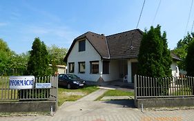 Fabian Apartman-Haz